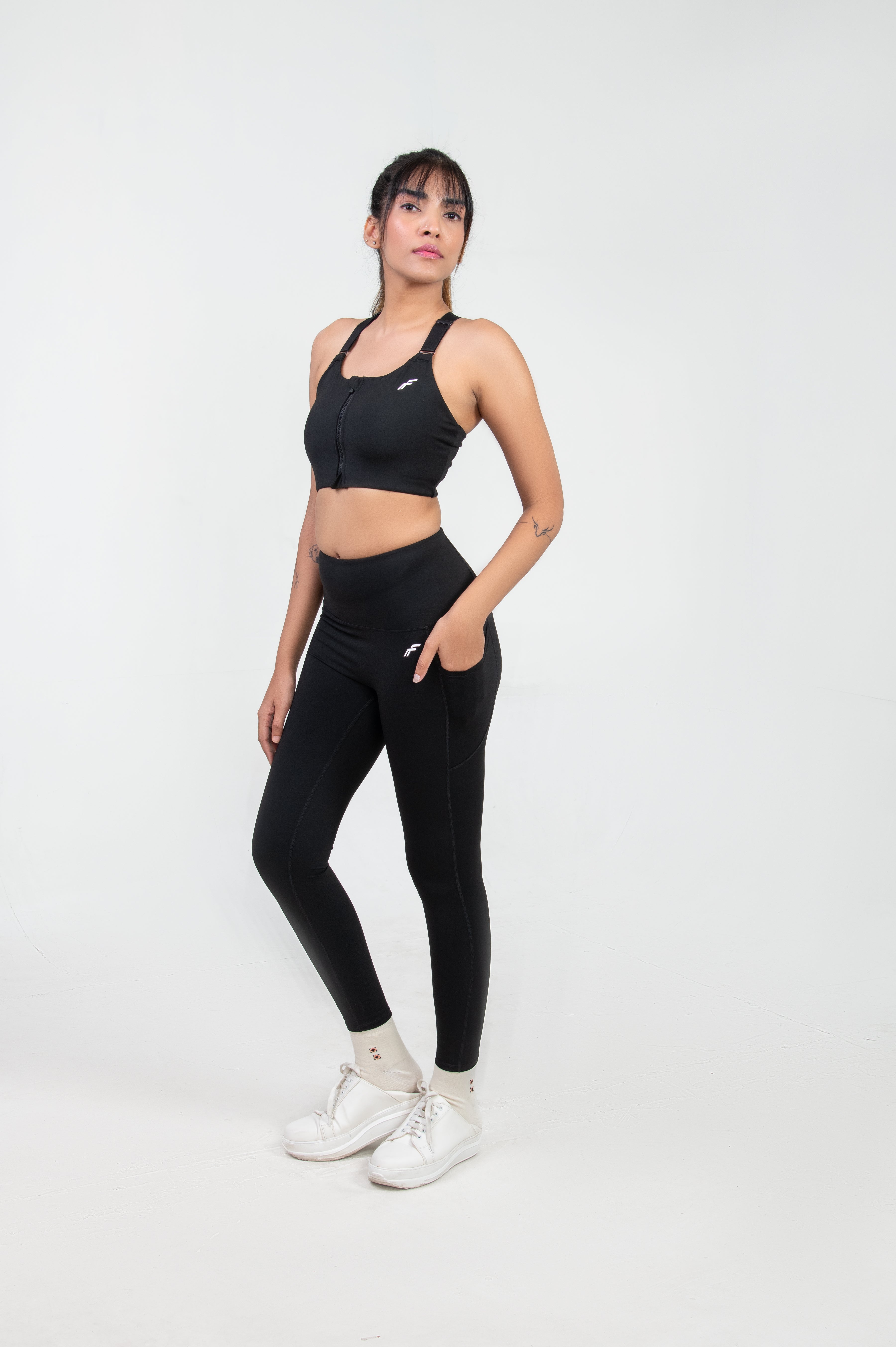 Midnight Black Versatile Sports Bra with Front Zipper, Full Coverage & Adjustable Straps