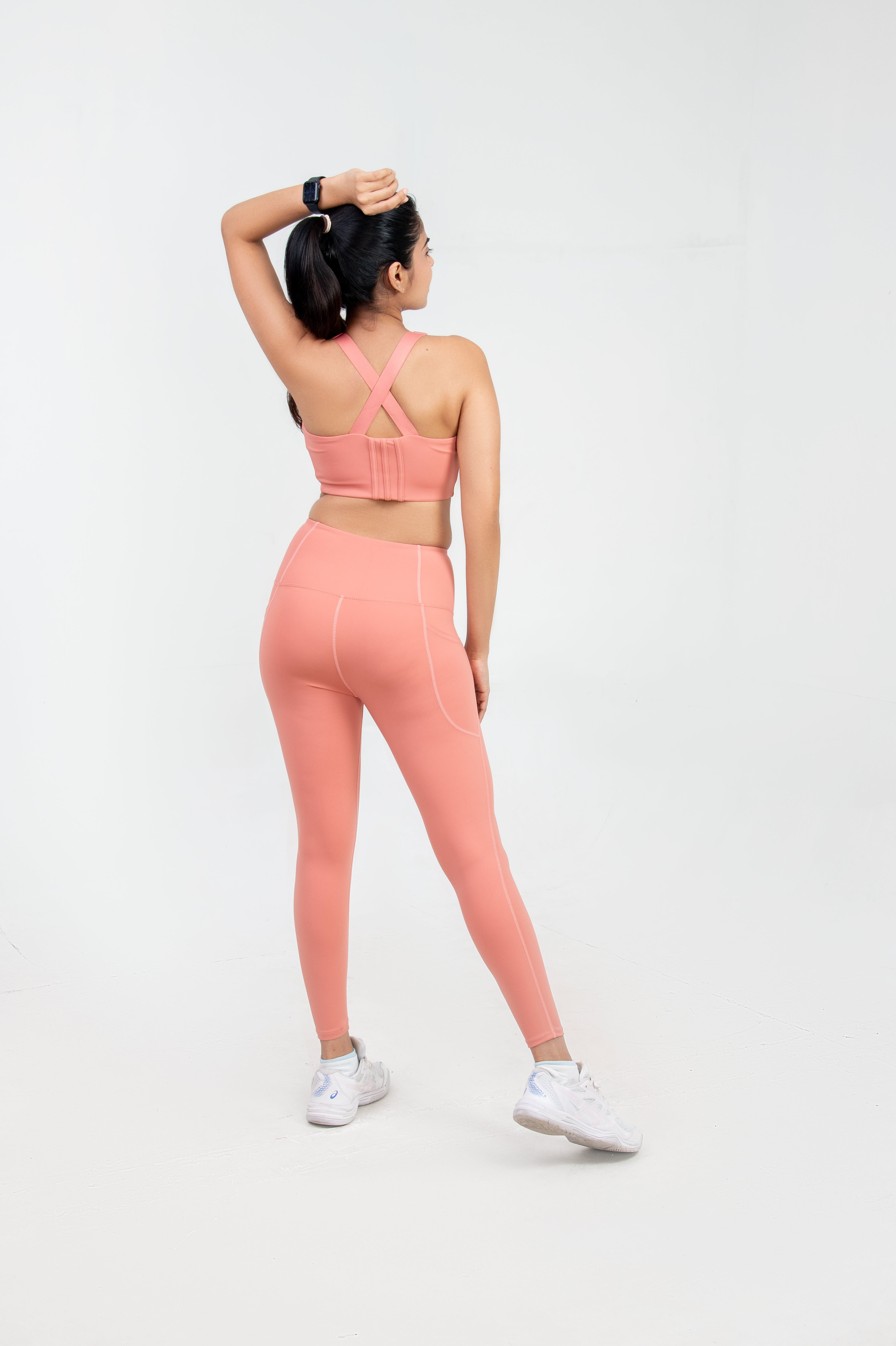 Dusty Pink Versatile Sports Bra with Front Zipper, Full Coverage & Adjustable Straps