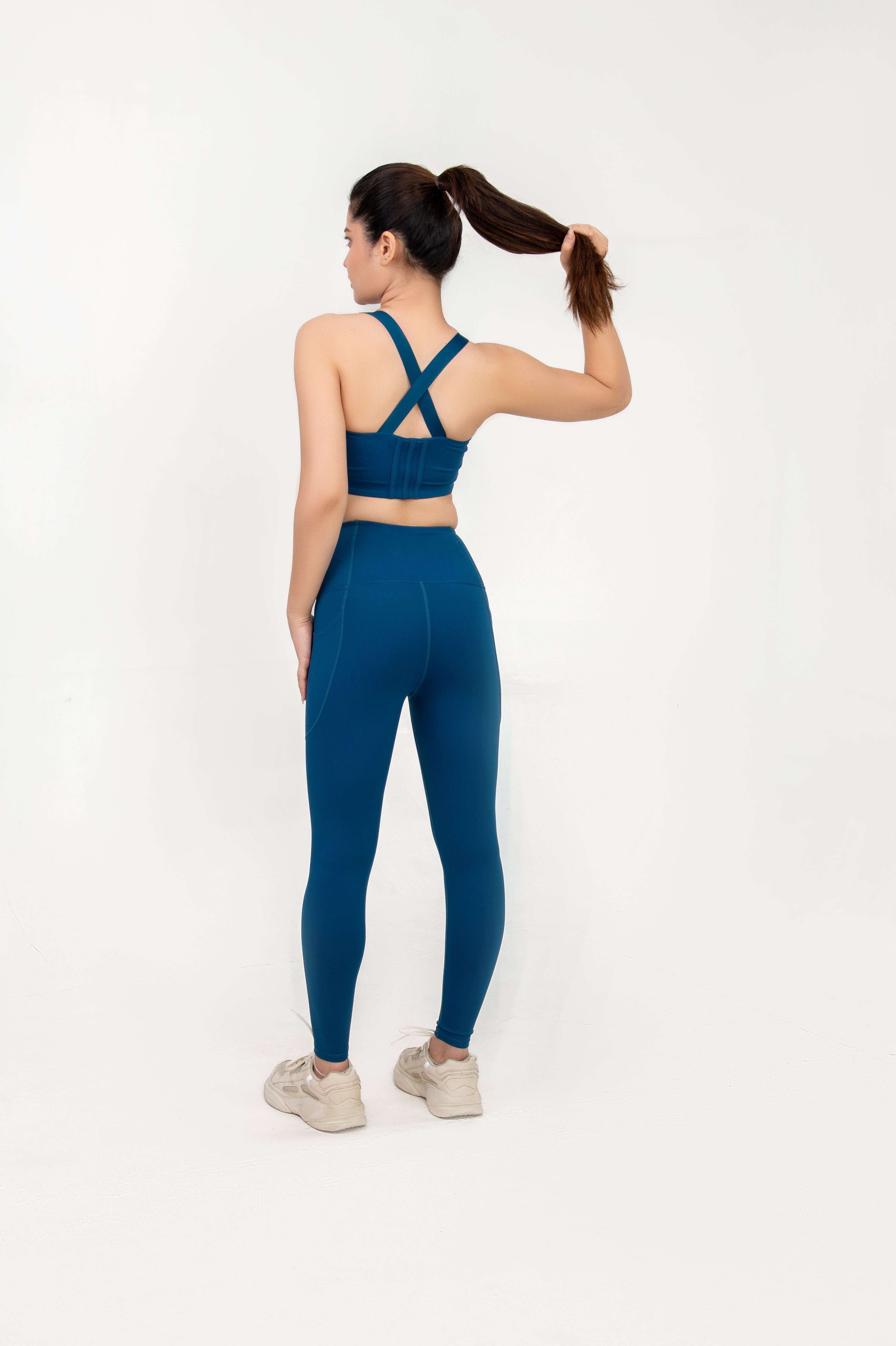 Navy Blue Versatile Sports Bra with Front Zipper, Full Coverage & Adjustable Straps