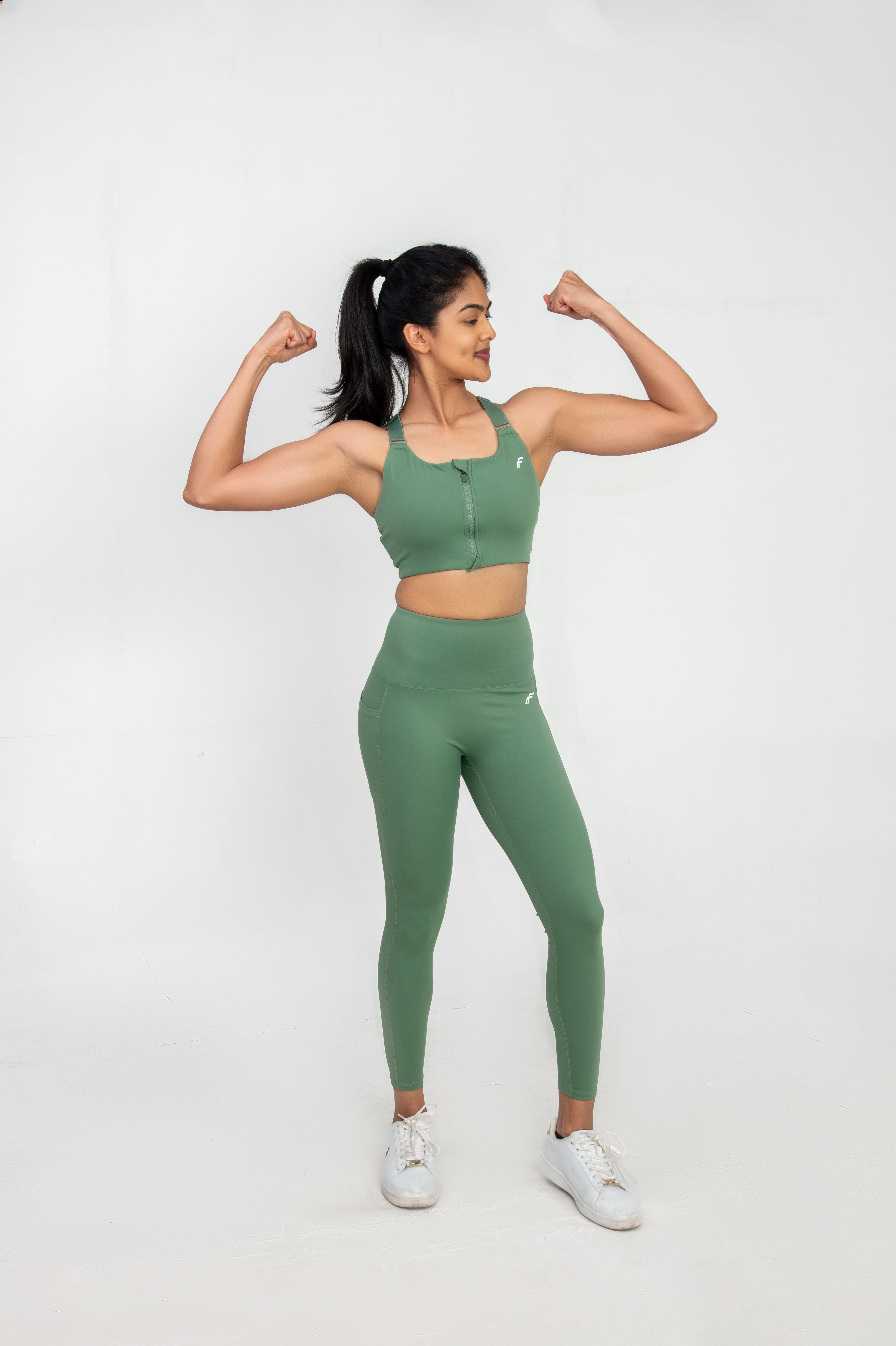 Mint Green High Waisted Versatile Leggings with Pockets | Ultra-Soft, Squat-Proof & Anti-Camel Toe Design